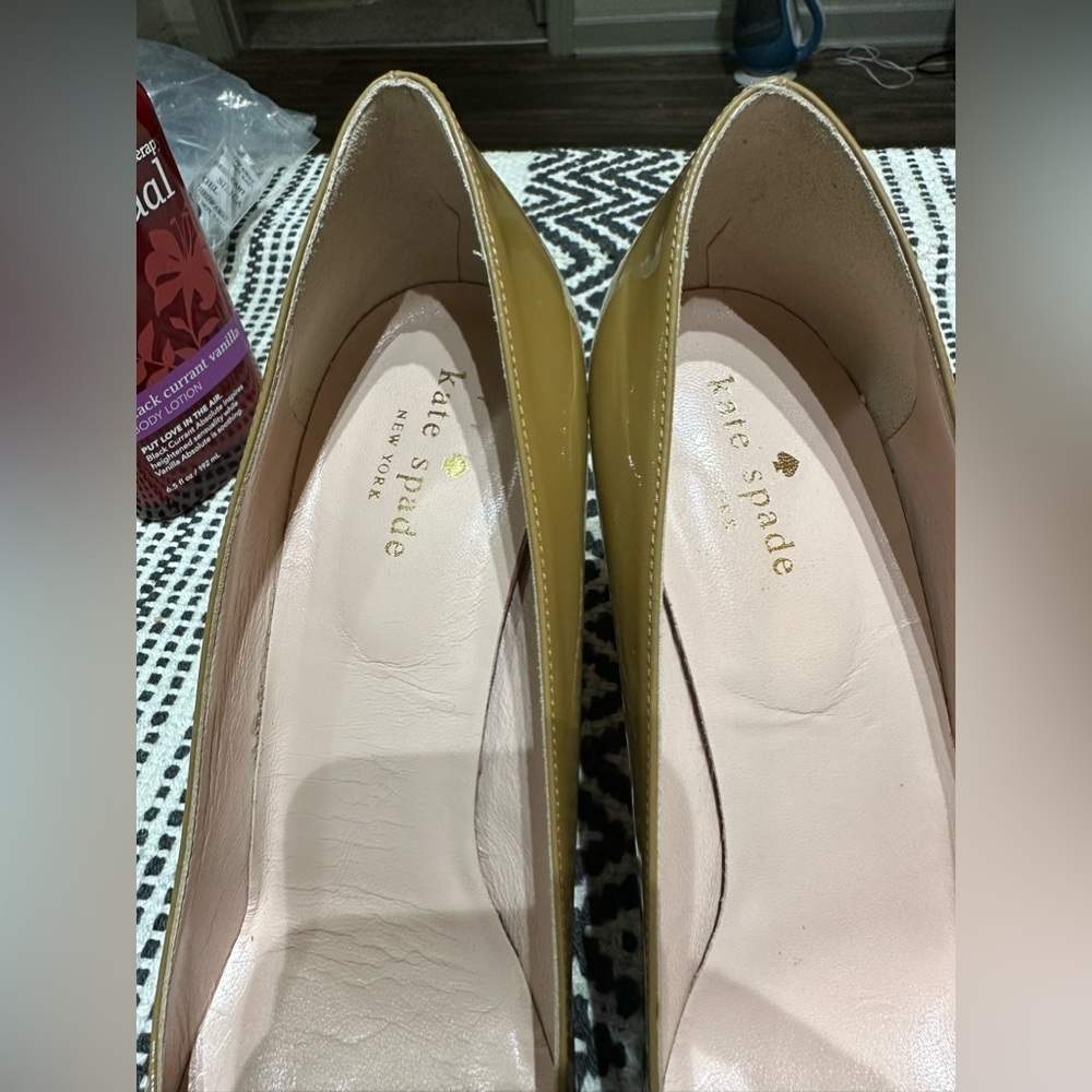 Kate Spade Tan Pumps - Picture 7 of 16